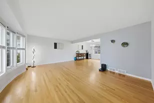 7603 Sequoia Ct, Orland Park, IL 60462 - Photo 2