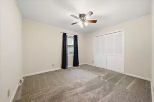 808 W 14th St, Sterling, IL 61081 - Photo 10