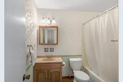610 W Burning Tree Lane, Arlington Heights, IL 60004 - Photo 10