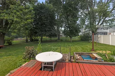 610 W Burning Tree Lane, Arlington Heights, IL 60004 - Photo 20