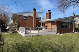9131 Kilbourn Ave, Skokie, IL 60076 - Photo 18