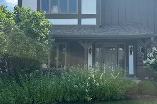13985 Millbank Dr, Orland Park, IL 60462 - Photo 2