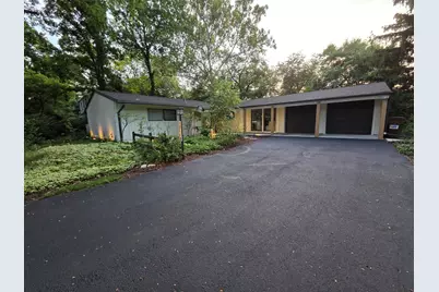 3S220 Blackcherry Lane, Glen Ellyn, IL 60137 - Photo 1