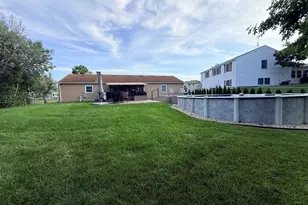 1316 Chalfont Dr, Schaumburg, IL 60194 - Photo 18