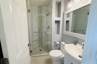 1316 Chalfont Dr, Schaumburg, IL 60194 - Photo 10