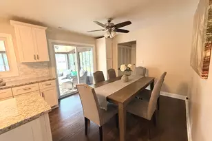 1316 Chalfont Dr, Schaumburg, IL 60194 - Photo 6