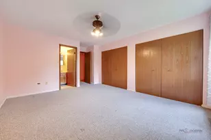 503 Lasalle Ln, Buffalo Grove, IL 60089 - Photo 20