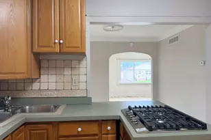 618 E 12th St, Lockport, IL 60441 - Photo 20