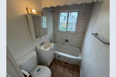 2304 E 98th Street, Chicago, IL 60617 - Photo 8