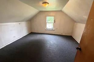 2304 E 98th St, Chicago, IL 60617 - Photo 2