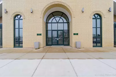 1500 S Ardmore Avenue #304, Villa Park, IL 60181 - Photo 2