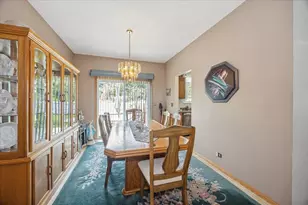 4700 Chapman Dr, Plainfield, IL 60586 - Photo 6