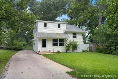 46 S Glenview Avenue, Lombard, IL 60148 - Photo 1