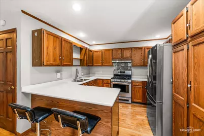 44W043 Fox Wilds Drive, Saint Charles, IL 60175 - Photo 8