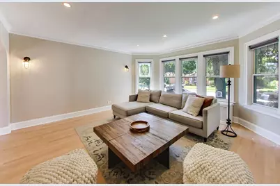 3320 Capitol Street, Skokie, IL 60076 - Photo 4