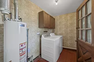 315 E Schaumburg Rd, Streamwood, IL 60107 - Photo 14