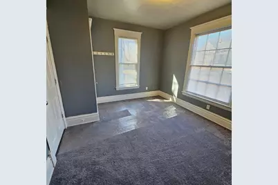 945 North Avenue, Rockford, IL 61103 - Photo 10