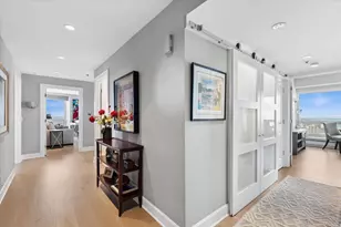 57 E Delaware Pl, Chicago, IL 60611 - Photo 4