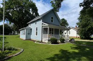 106 Gilbert St, Rossville, IL 60963 - Photo 2