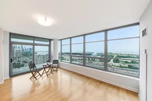 1600 S Prairie Ave, Chicago, IL 60616 - Photo 6