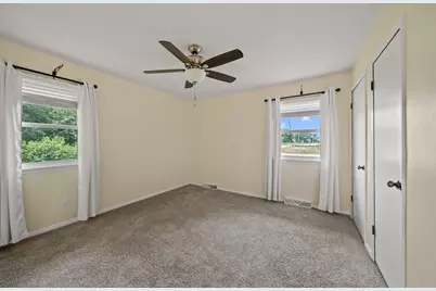 24718 1st Avenue N, Hinsdale, IL 61257 - Photo 14