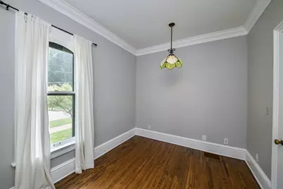 226 N Van Buren Street, Batavia, IL 60510 - Photo 12