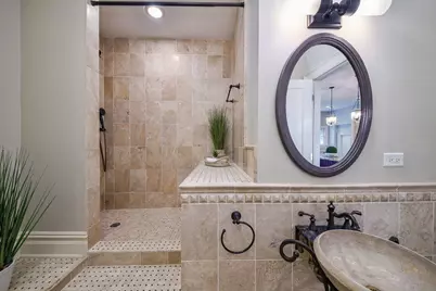 226 N Van Buren Street, Batavia, IL 60510 - Photo 20