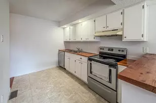 1120 Kara Dr, Champaign, IL 61822 - Photo 14