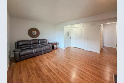 1120 Kara Drive #1120, Champaign, IL 61822 - Photo 6