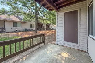 1120 Kara Dr, Champaign, IL 61822 - Photo 26