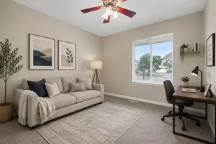 395 Springlake Ln, Aurora, IL 60504 - Photo 16