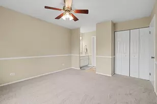 395 Springlake Ln, Aurora, IL 60504 - Photo 14