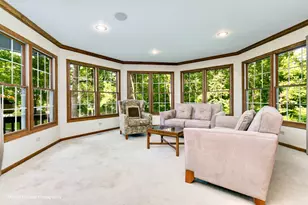 446 Roslyn Rd, East Dundee, IL 60118 - Photo 4