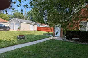 10754 Lyman Ave, Chicago Ridge, IL 60415 - Photo 4