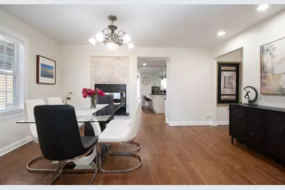 7141 N Kedvale Avenue, Lincolnwood, IL 60712 - Photo 10