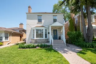 7141 N Kedvale Ave, Lincolnwood, IL 60712 - Photo 1