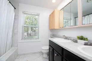 7141 N Kedvale Ave, Lincolnwood, IL 60712 - Photo 34