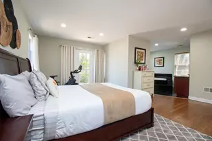 7141 N Kedvale Ave, Lincolnwood, IL 60712 - Photo 30