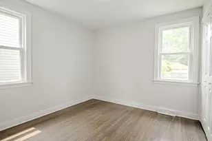 8822 S California Ave, Evergreen Park, IL 60805 - Photo 10