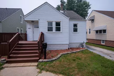 8822 S California Avenue, Evergreen Park, IL 60805 - Photo 1