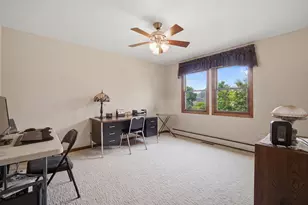 243 N Delany Rd, Gurnee, IL 60031 - Photo 20