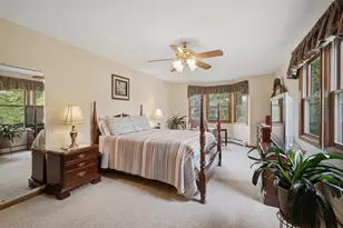 243 N Delany Rd, Gurnee, IL 60031 - Photo 16
