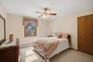 243 N Delany Rd, Gurnee, IL 60031 - Photo 18