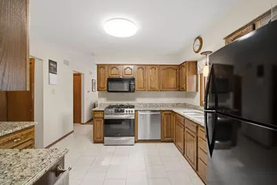 243 N Delany Road, Gurnee, IL 60031 - Photo 12