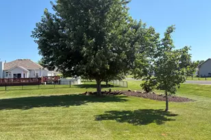 152 Prairie Moon Dr, Davis Junction, IL 61020 - Photo 4