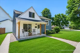 331 W Hillside Ave, Elmhurst, IL 60126 - Photo 1