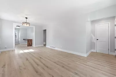 [Address not provided], Chicago, IL 60629 - Photo 8