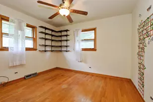 11132 84th Pl, Willow Springs, IL 60480 - Photo 12