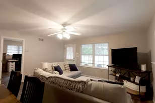 460 S Broadway St, Coal City, IL 60416 - Photo 2