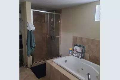 9601 S Princeton Avenue, Chicago, IL 60628 - Photo 6